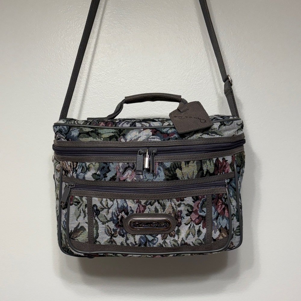 Vintage Oscar de la Renta Makeup Bag